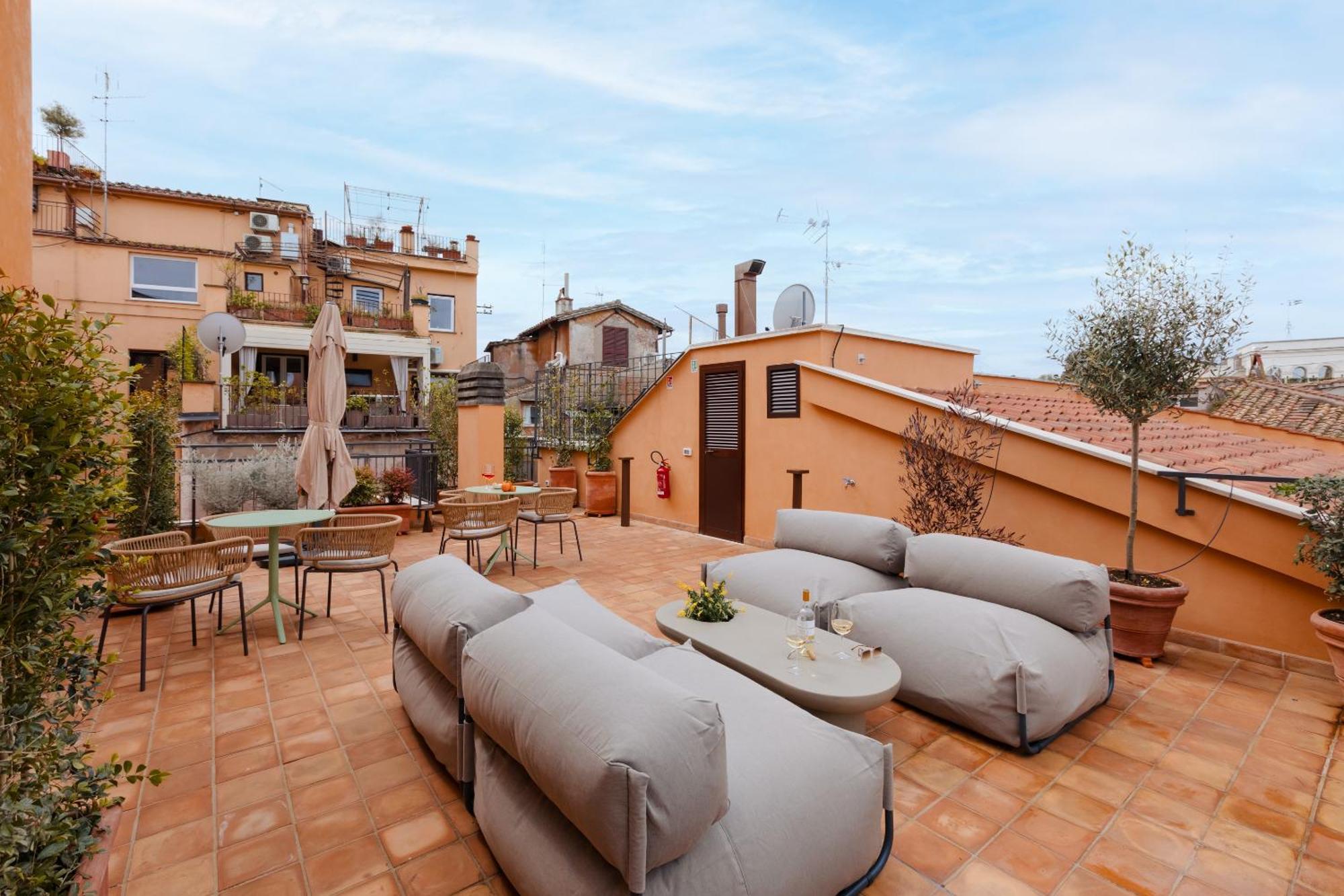 Sonder By Marriott Bonvoy Antinoo Apartments Piazza Del Parlamento Roma Exterior foto