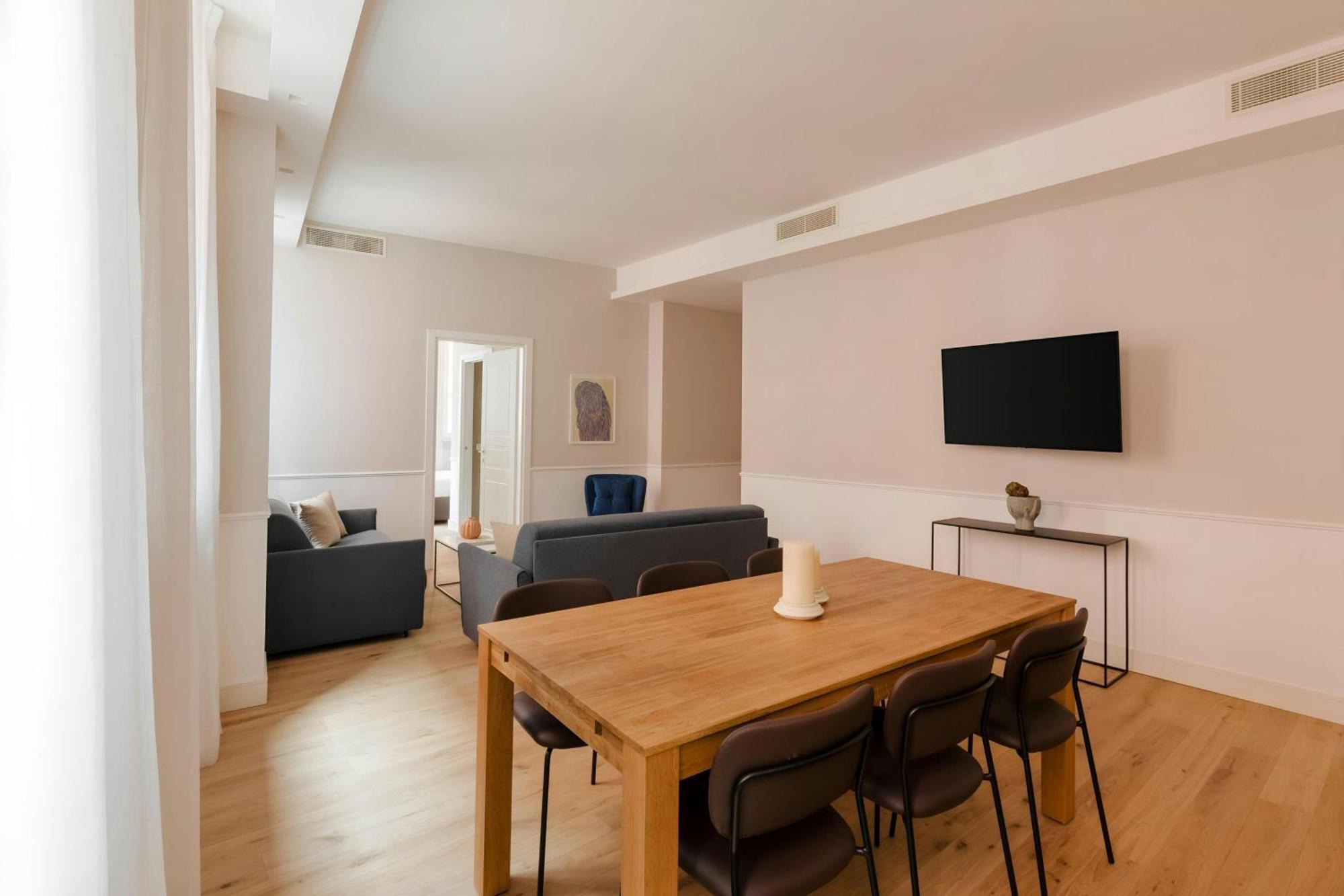 Sonder By Marriott Bonvoy Antinoo Apartments Piazza Del Parlamento Roma Exterior foto